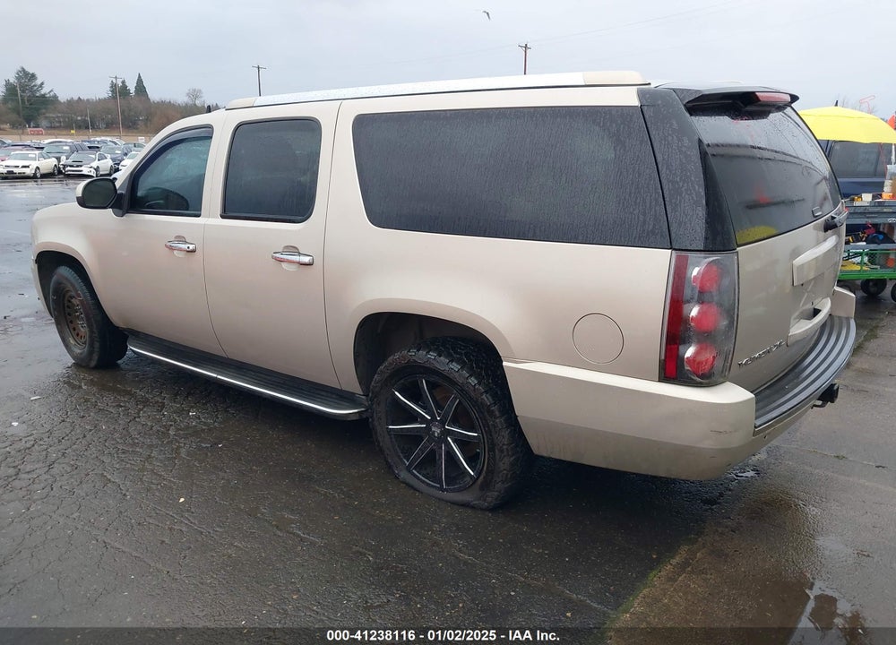 2007 GMC YUKON XL 1500 DENALI VIN: 1GKFK66837J202389