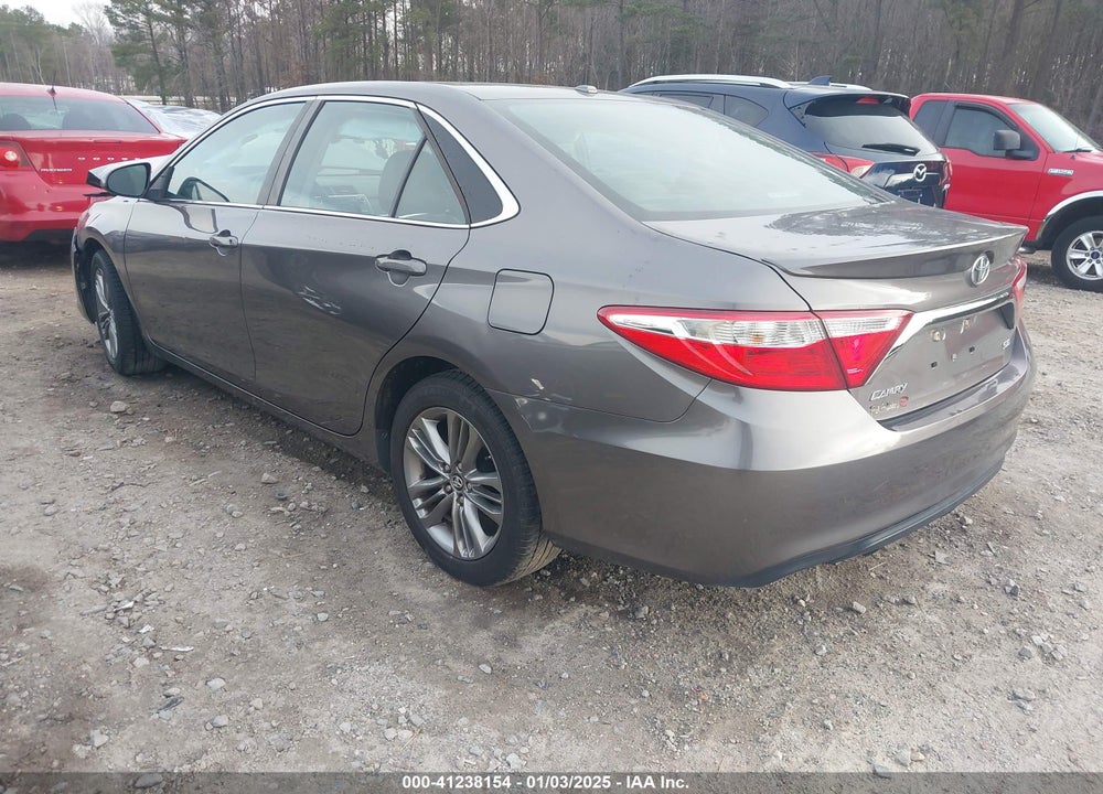 2017 TOYOTA CAMRY LE/XLE/SE/XSE VIN: 4T1BF1FK2HU356939