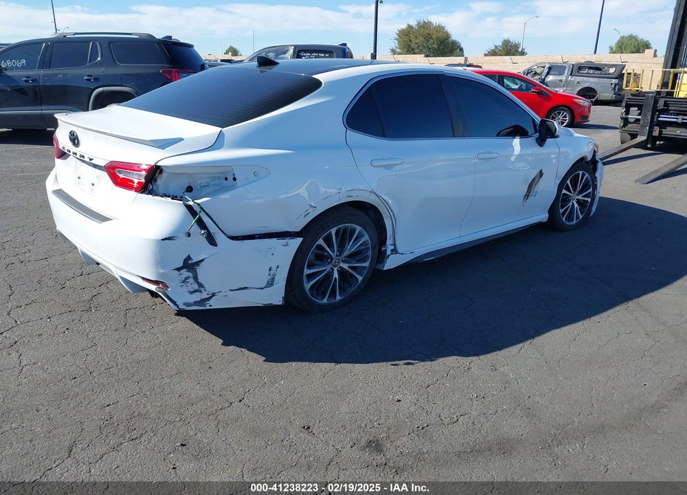 2020 TOYOTA CAMRY SE VIN: 4T1G11AK2LU964819