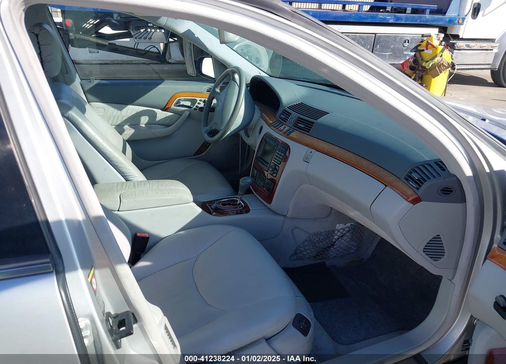 2000 MERCEDES-BENZ S 430 VIN: WDBNG70J7YA123219