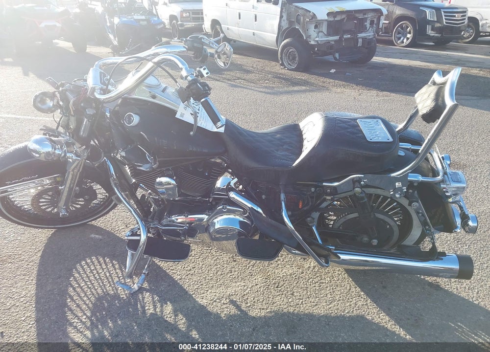 2008 HARLEY-DAVIDSON FLHRC VIN: 1HD1FR4348Y709313
