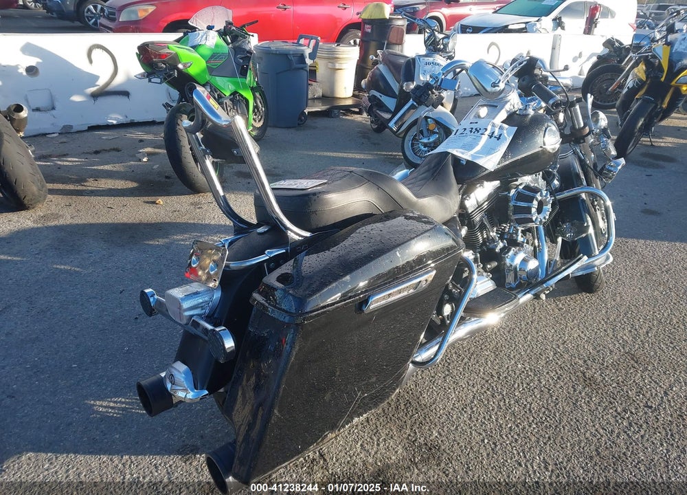 2008 HARLEY-DAVIDSON FLHRC VIN: 1HD1FR4348Y709313