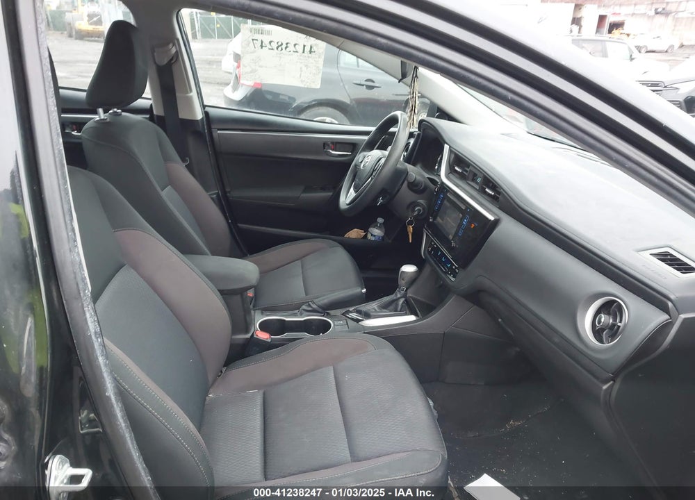2019 TOYOTA COROLLA LE VIN: 5YFBURHE9KP870243