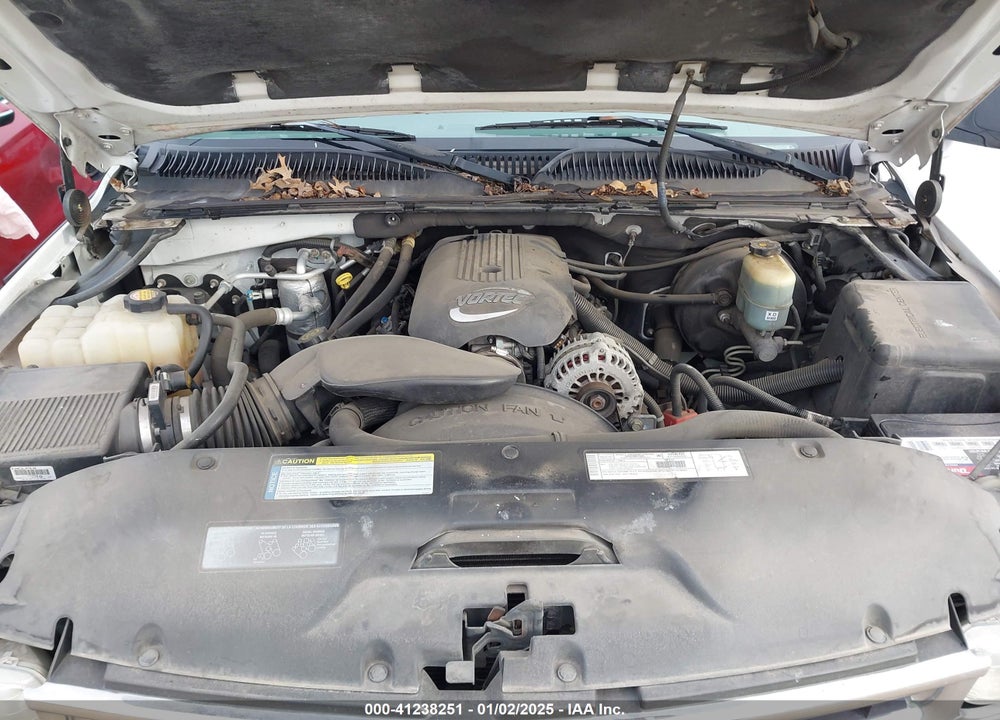 2001 CHEVROLET TAHOE LS/LT VIN: 1GNEK13T81R113162