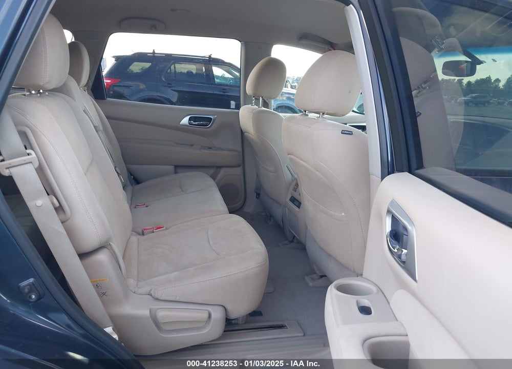 2015 NISSAN PATHFINDER PLATINUM/S/SL/SV VIN: 5N1AR2MN4FC625631