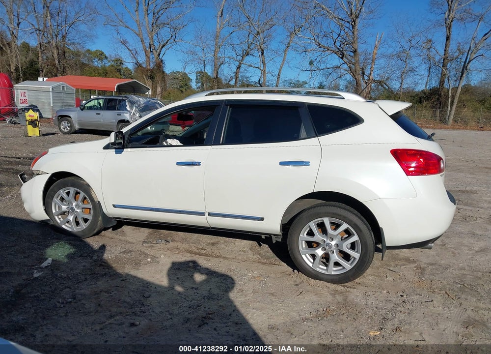 2013 NISSAN ROGUE SV W/SL PKG VIN: JN8AS5MT9DW008895