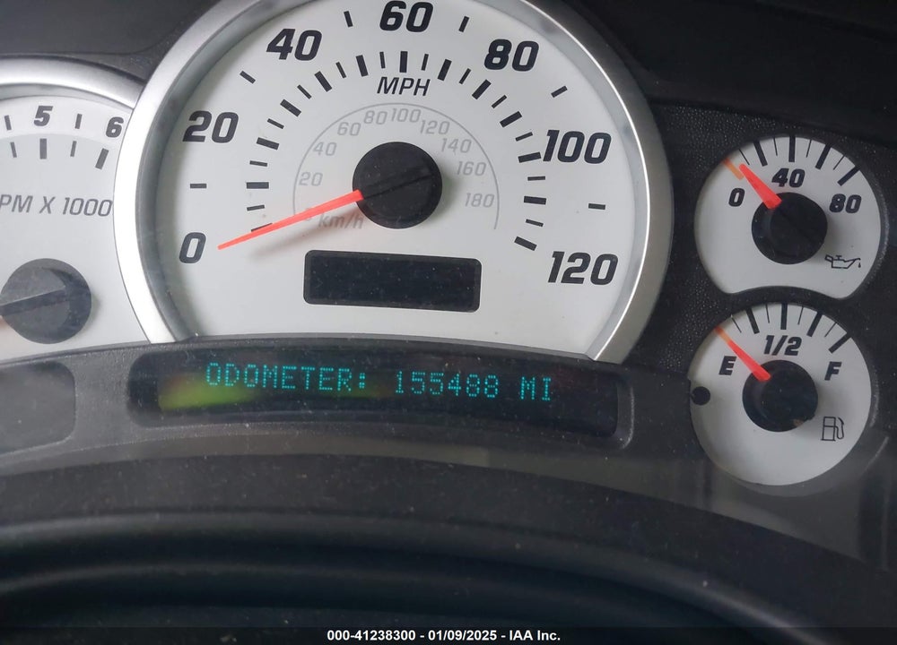 2004 HUMMER H2 VIN: 5GRGN23U24H106434