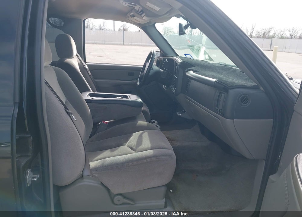 2004 GMC YUKON XL 1500 SLE VIN: 3GKEC16Z74G224221