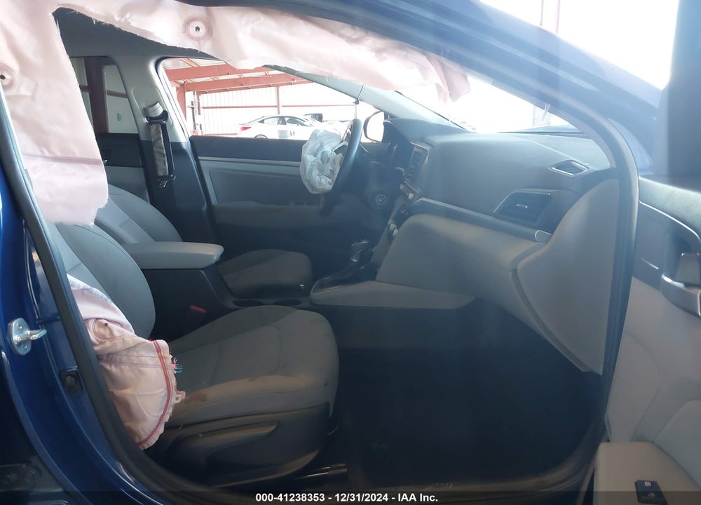 2020 HYUNDAI ELANTRA VIN: 5NPD84LF8LH532332