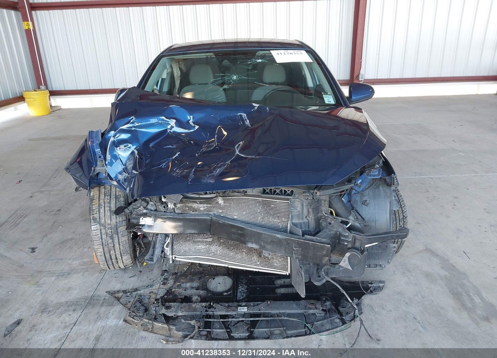 2020 HYUNDAI ELANTRA VIN: 5NPD84LF8LH532332