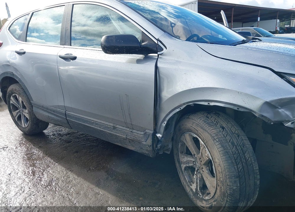 2018 HONDA CR-V LX VIN: 2HKRW6H39JH207465
