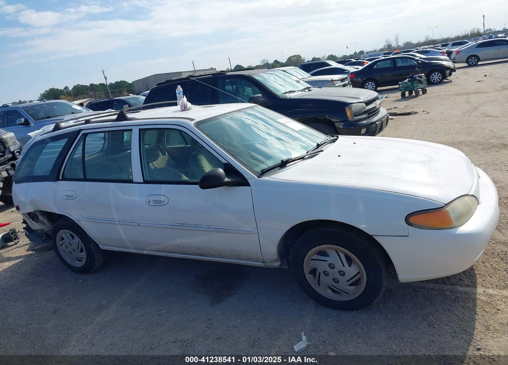 1998 FORD ESCORT SE VIN: 3FAFP15P1WR237676