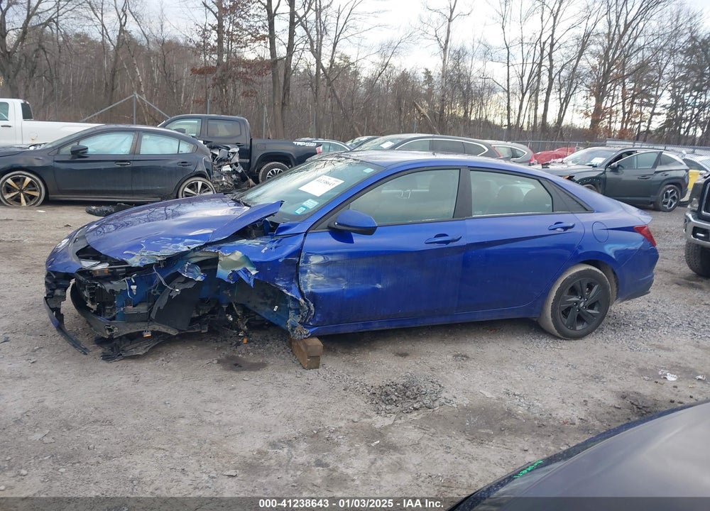 2023 HYUNDAI ELANTRA VIN: KMHLM4AG5PU571423