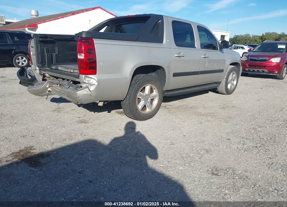 2007 CHEVROLET AVALANCHE 1500 LT VIN: 3GNEC12017G270092