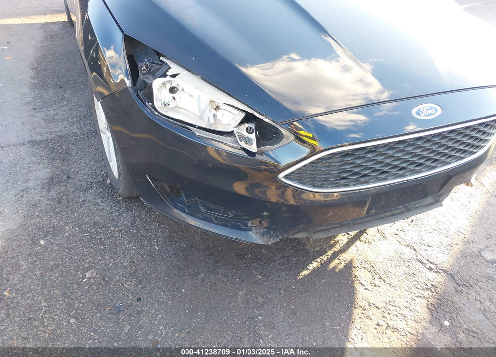 2017 FORD FOCUS VIN: 1FADP3K24HL301643