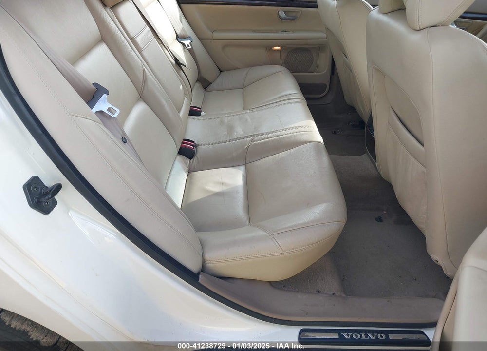 2002 VOLVO S80 EXECUTIVE/T6 VIN: YV1TS91D221279505