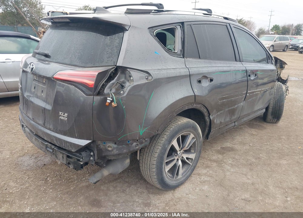 2016 TOYOTA RAV4 XLE VIN: 2T3RFREV2GW492714