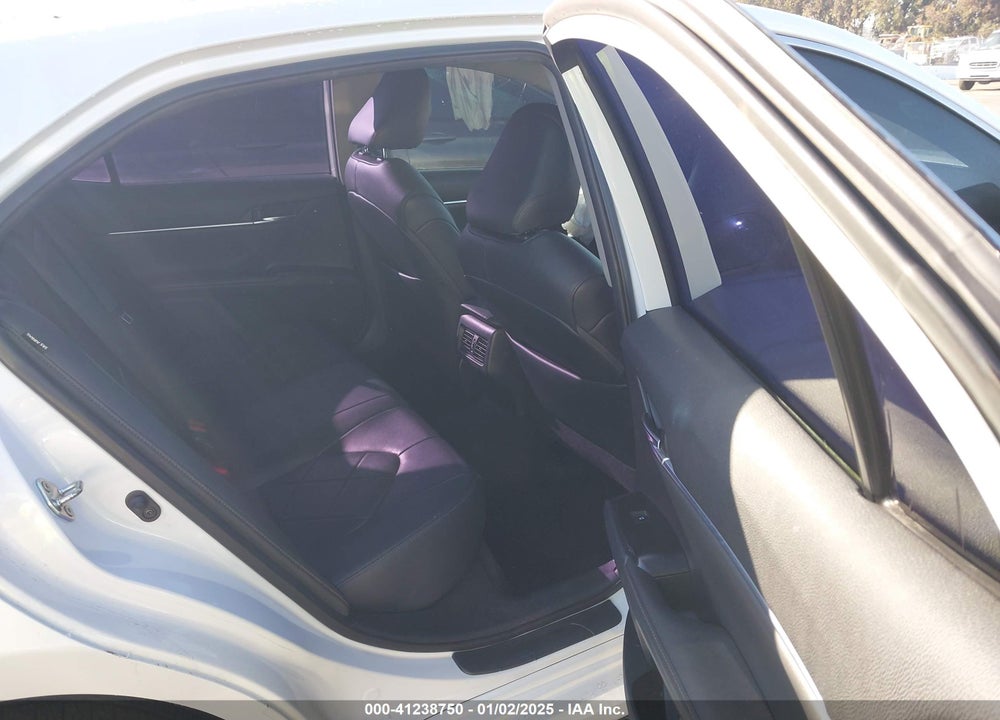2019 TOYOTA CAMRY VIN: 4T1B11HK7KU789014