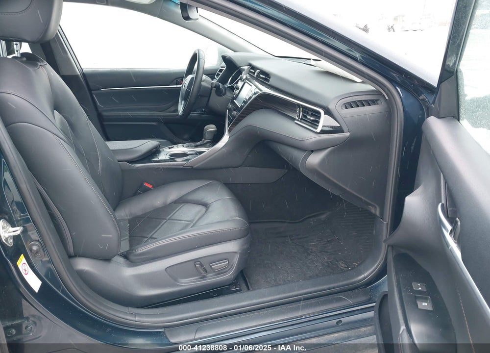 2018 TOYOTA CAMRY HYBRID VIN: 4T1B21HK3JU506328