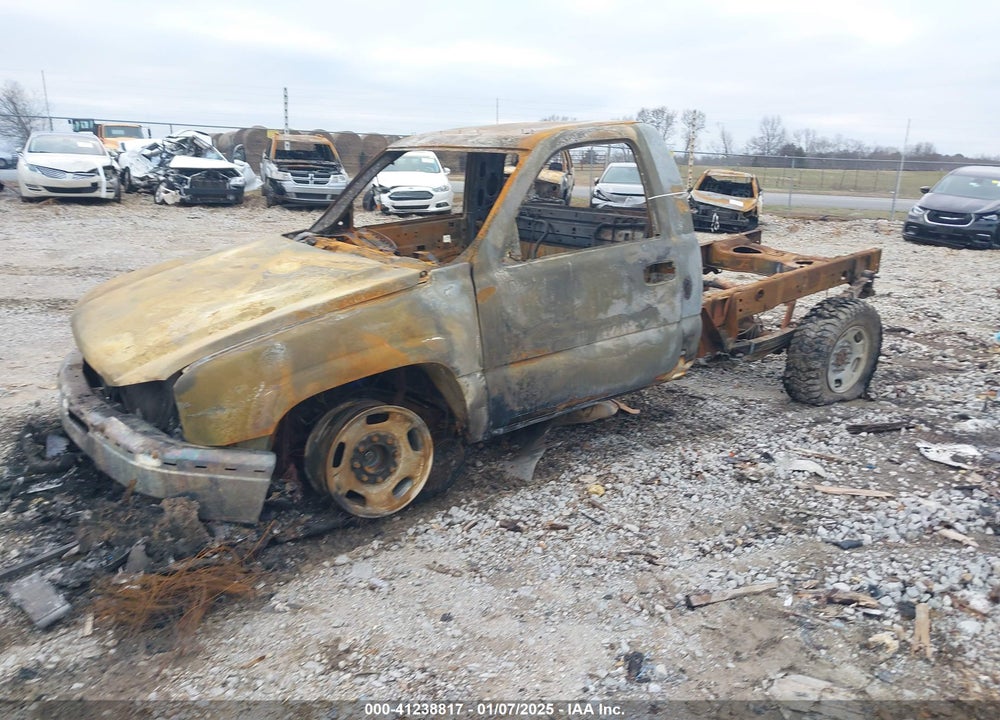 2004 CHEVROLET SILVERADO K2500 HEAVY DUTY VIN: 1GCHK24134E166730