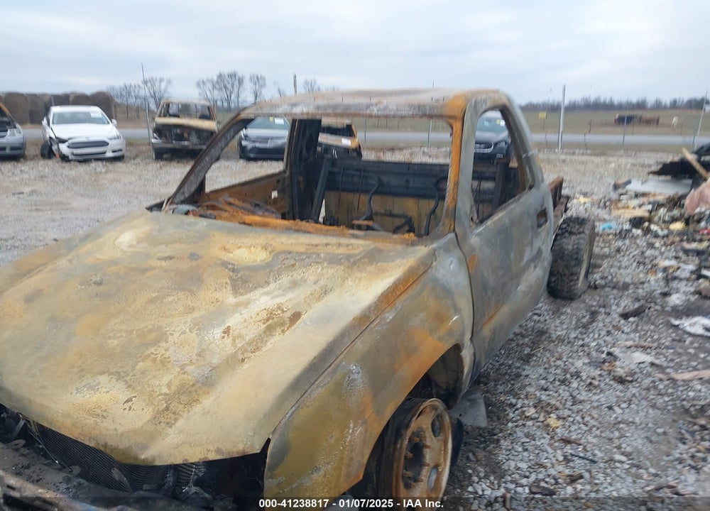2004 CHEVROLET SILVERADO K2500 HEAVY DUTY VIN: 1GCHK24134E166730