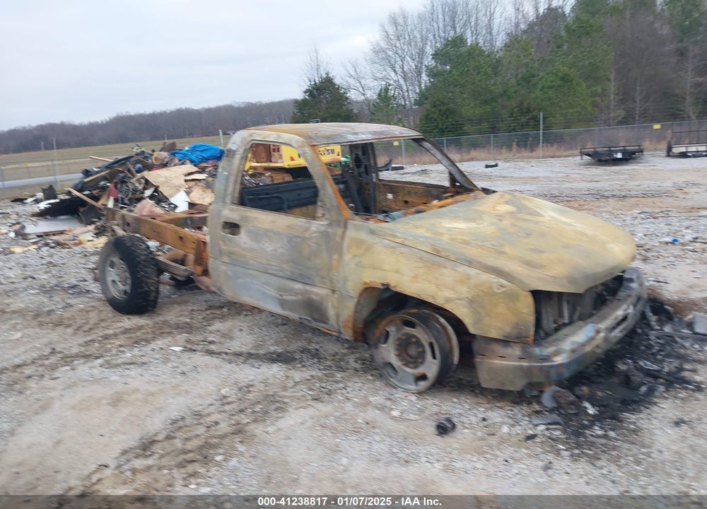 2004 CHEVROLET SILVERADO K2500 HEAVY DUTY VIN: 1GCHK24134E166730