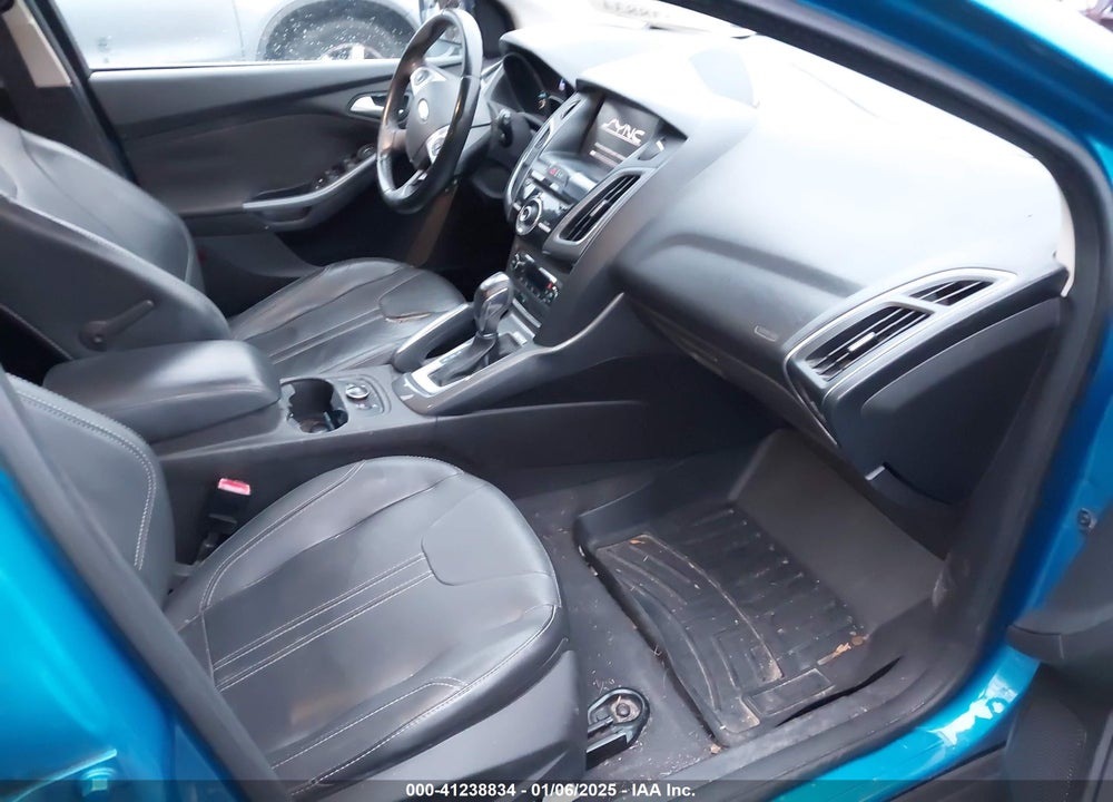 2013 FORD FOCUS TITANIUM VIN: 1FADP3N24DL136568