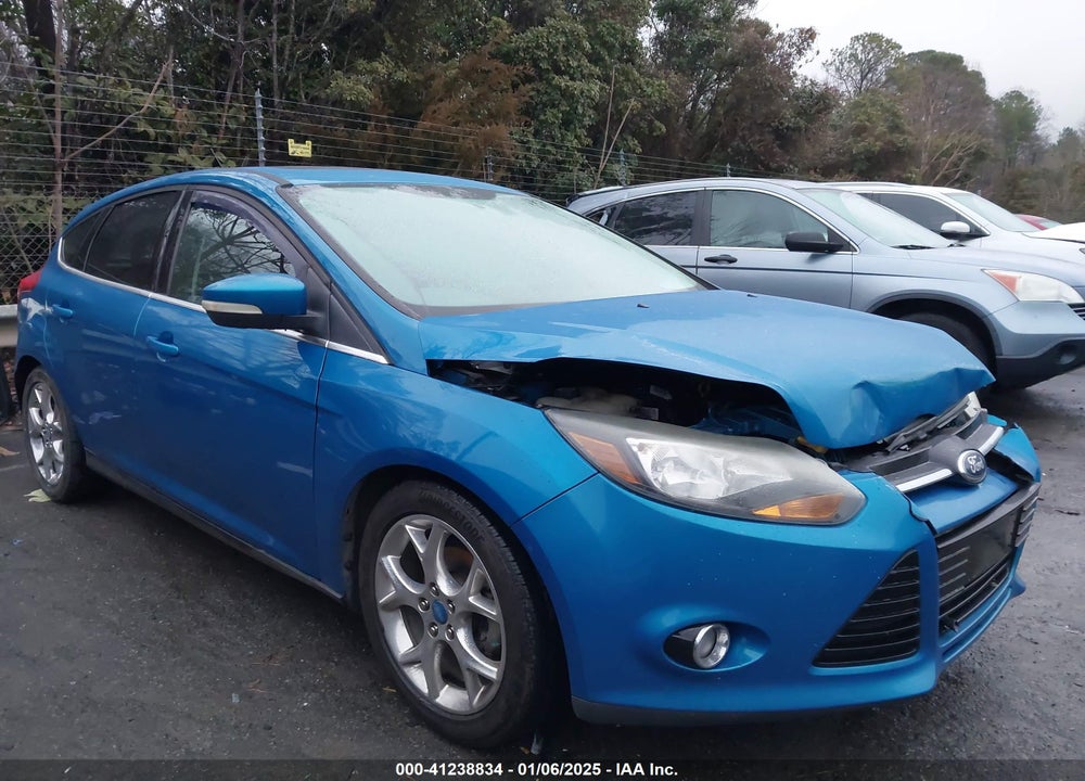 2013 FORD FOCUS TITANIUM VIN: 1FADP3N24DL136568