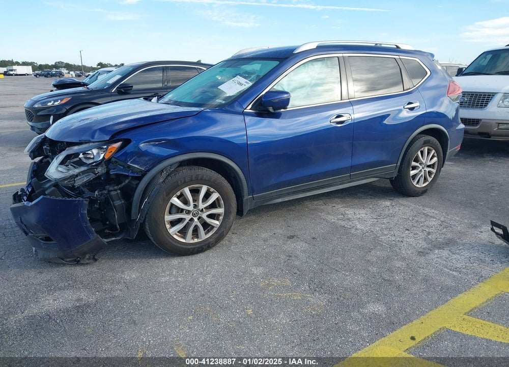 2018 NISSAN ROGUE SV VIN: JN8AT2MT0JW492379