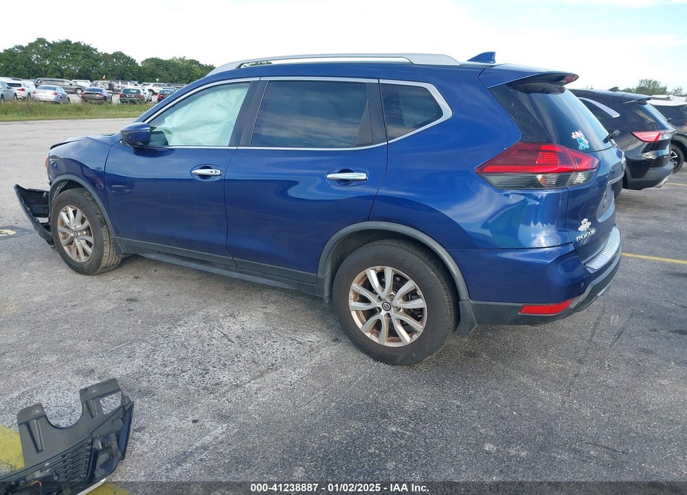 2018 NISSAN ROGUE SV VIN: JN8AT2MT0JW492379