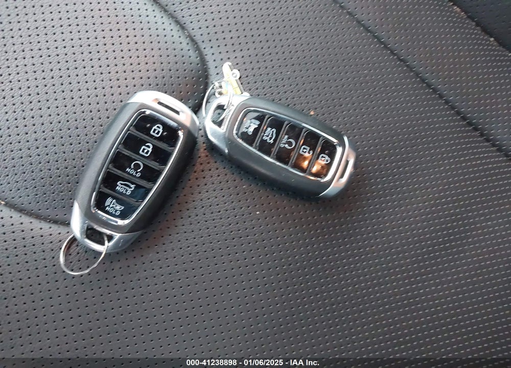 2023 HYUNDAI ELANTRA VIN: KMHLP4AG0PU374652