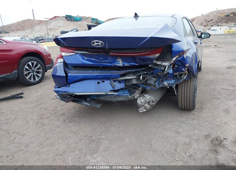 2023 HYUNDAI ELANTRA VIN: KMHLP4AG0PU374652