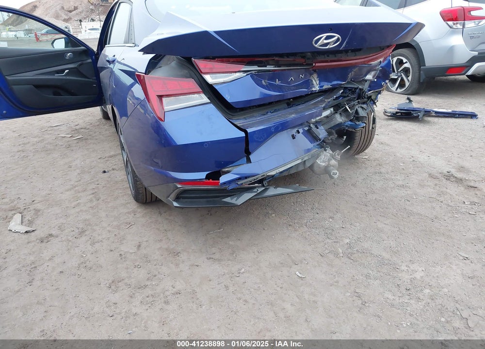 2023 HYUNDAI ELANTRA VIN: KMHLP4AG0PU374652