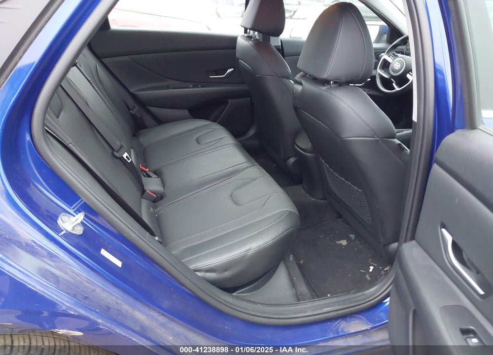 2023 HYUNDAI ELANTRA VIN: KMHLP4AG0PU374652