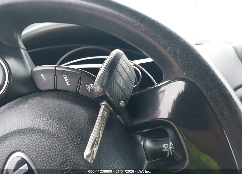 2014 KIA SOUL VIN: KNDJP3A51E7005010