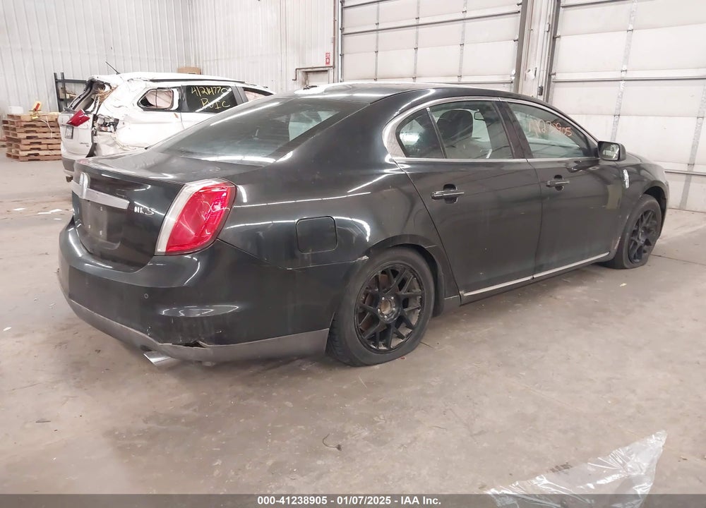 2009 LINCOLN MKS VIN: 1LNHM93R89G605390