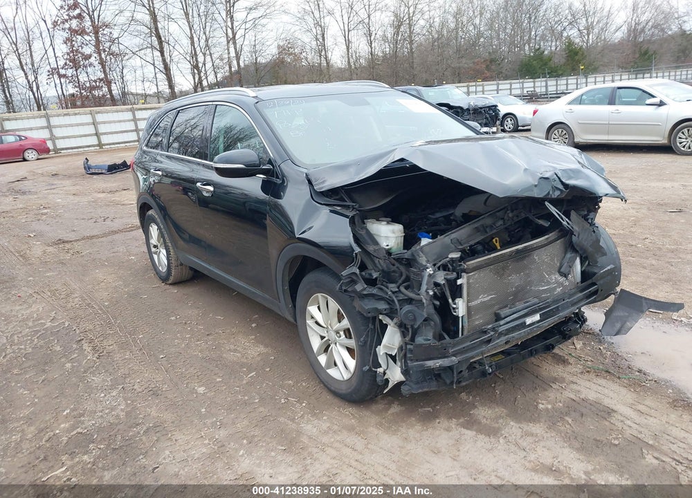 2017 KIA SORENTO 3.3L LX VIN: 5XYPG4A57HG209219