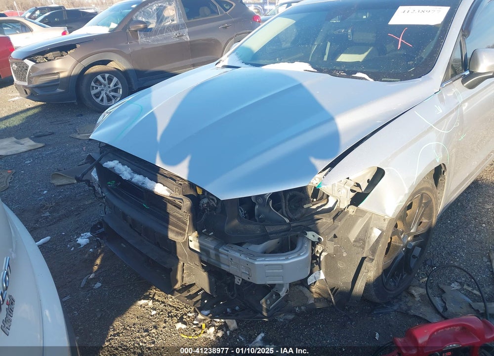 2019 FORD FUSION VIN: 3FA6P0HD4KR163594
