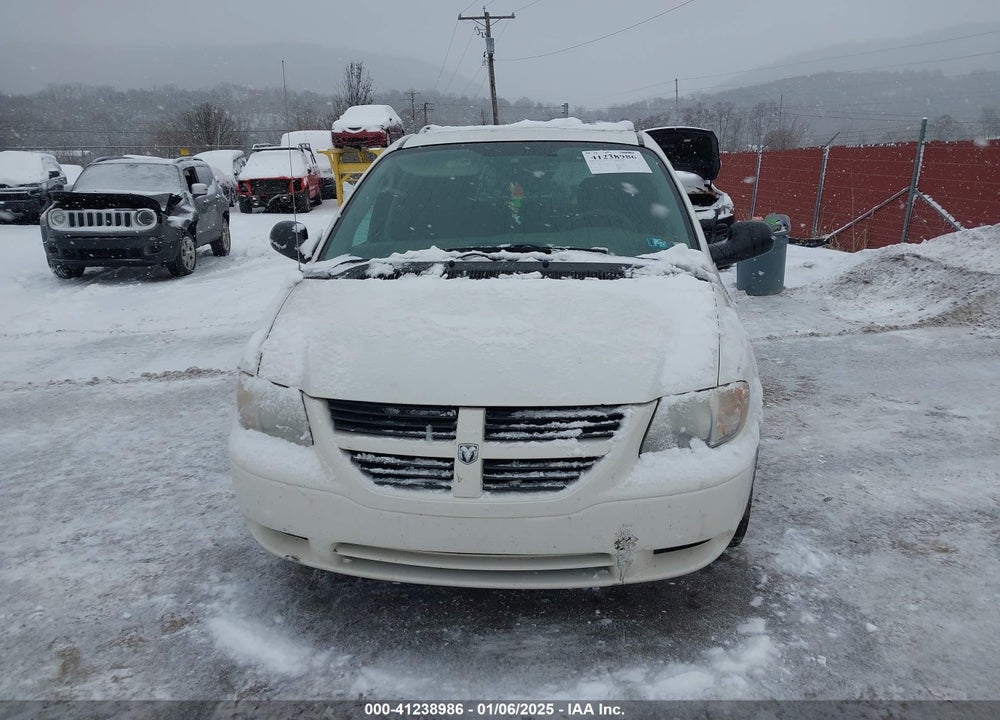 2005 DODGE GRAND CARAVAN SE VIN: 2D4GP24R45R170067