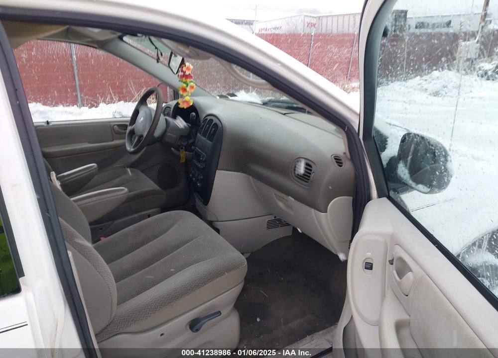 2005 DODGE GRAND CARAVAN SE VIN: 2D4GP24R45R170067