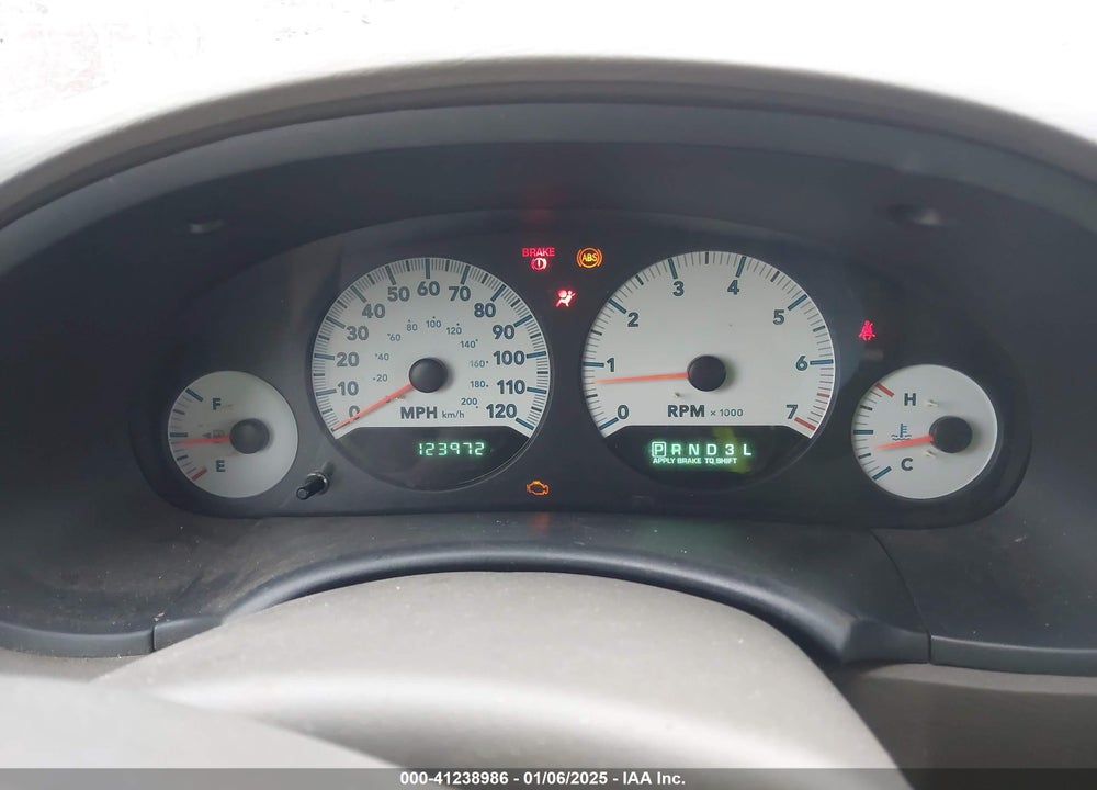 2005 DODGE GRAND CARAVAN SE VIN: 2D4GP24R45R170067