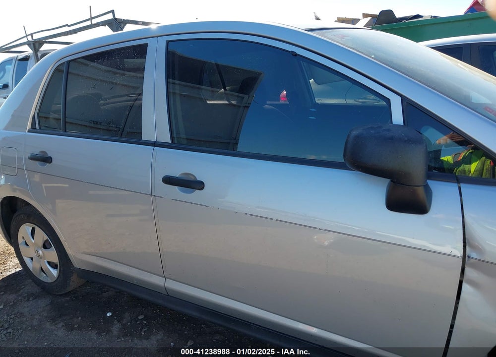 2011 NISSAN VERSA 1.6 VIN: 3N1CC1AP6BL377592