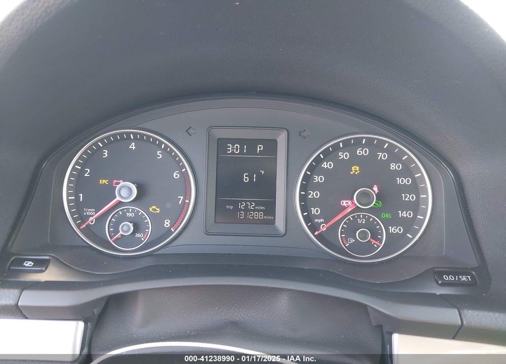 2010 VOLKSWAGEN JETTA VIN: 3VWJZ7AJ0AM060706