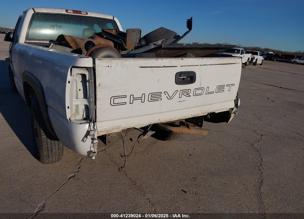 2001 CHEVROLET SILVERADO 2500HD VIN: 1GCHC29U01E299828
