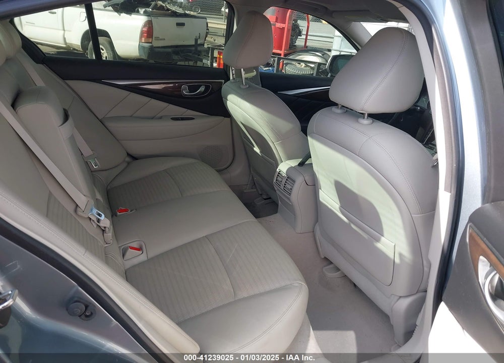 2016 INFINITI Q50 VIN: JN1FV7AR1GM450604