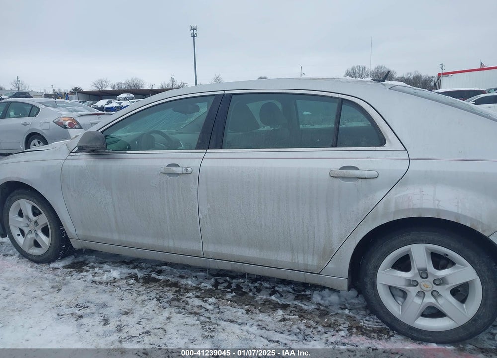 2011 CHEVROLET MALIBU LS VIN: 1G1ZB5E17BF272053