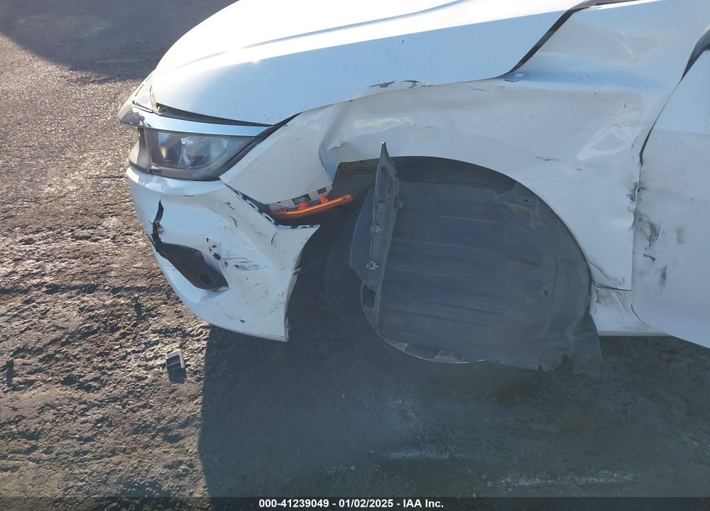 2018 HONDA CIVIC LX VIN: 2HGFC4B57JH300828