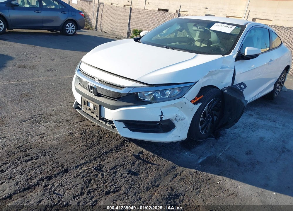 2018 HONDA CIVIC LX VIN: 2HGFC4B57JH300828