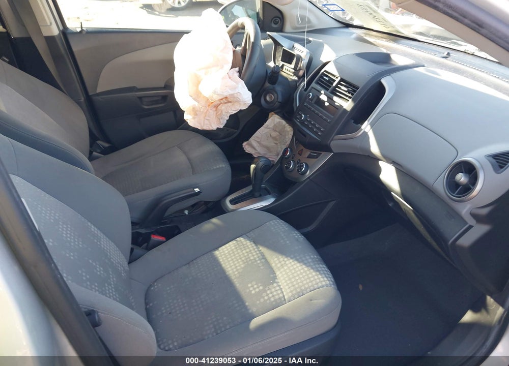 2015 CHEVROLET SONIC VIN: 1G1JA6SH1F4156792