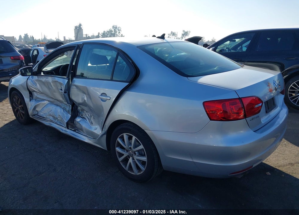 2011 VOLKSWAGEN JETTA VIN: 3VWDZ7AJ1BM317516